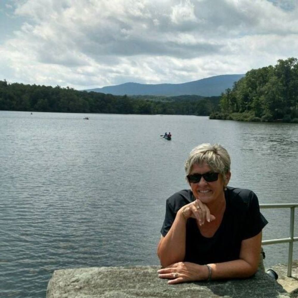 Meet your Posher, Debra