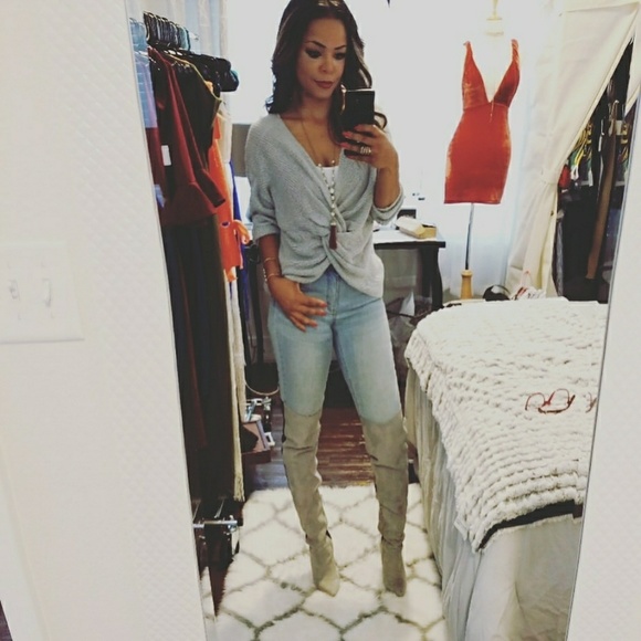 Sweet and twisted reversable sweater - Picture 4 of 4