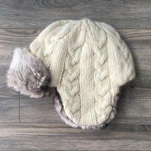 Cable Knit & Faux Fur Trapper Hat