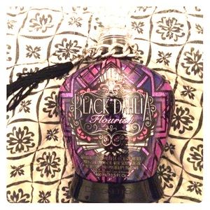 PRICE SLASH Black Dahlia Flourish Tanning Lotion