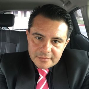 Meet your Posher, Roberto