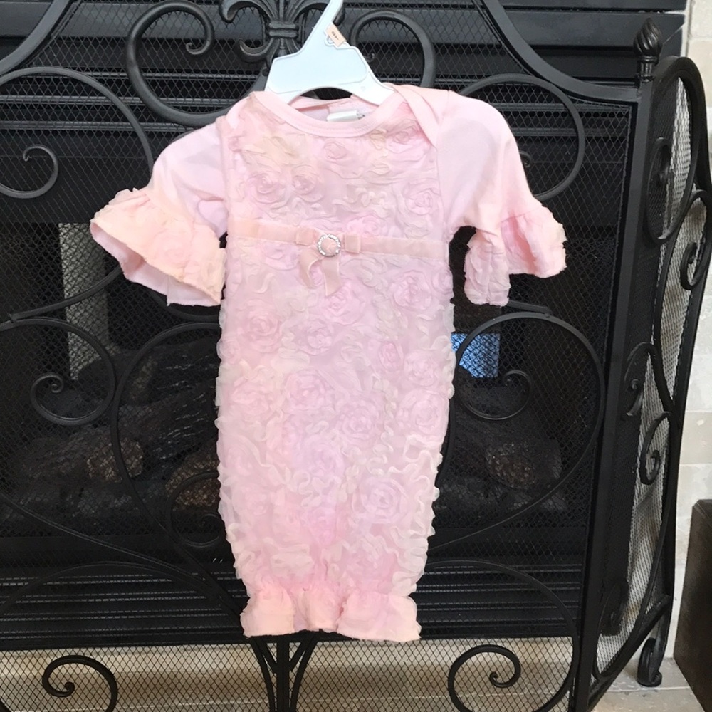 infant gown (dedication, bring home hospital) 💕