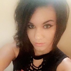 Meet your Posher, Monicka