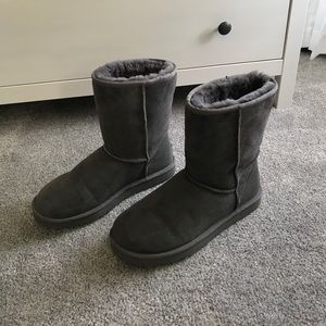 Ugg women's classic short boot