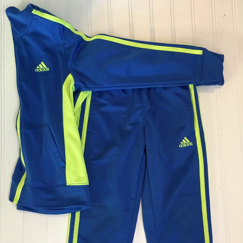 Boys Size 5 Adidas Track Suit