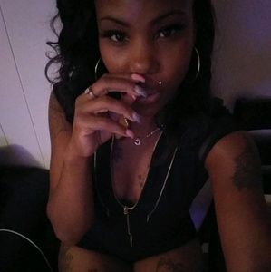 Meet your Posher, Berthana