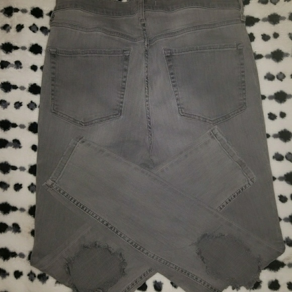 Free People grey high rise busted skinny jeans - Picture 2 of 2