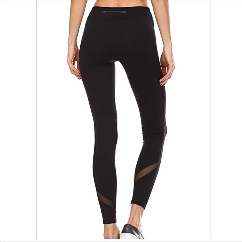 Super soft leggings w/ double mesh detail - Picture 5 of 5