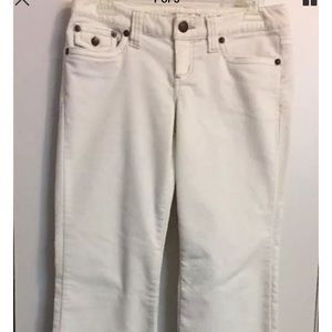 Winter White Aeropostale corduroy pants