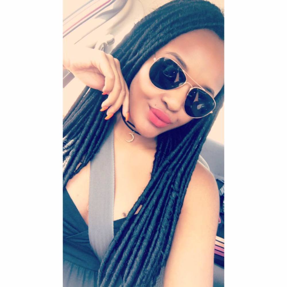 Meet your Posher, Niya