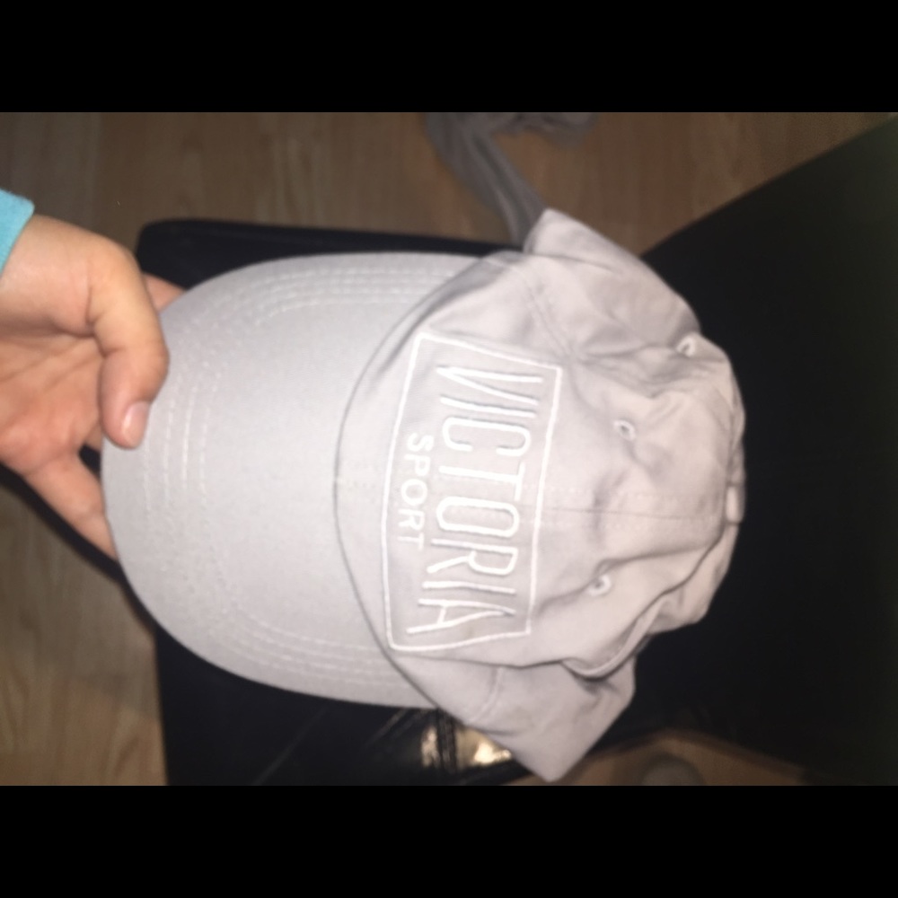 VICTORIA SECRET hat.