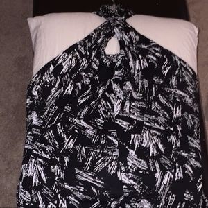 Halter Keyhold black and taupe top