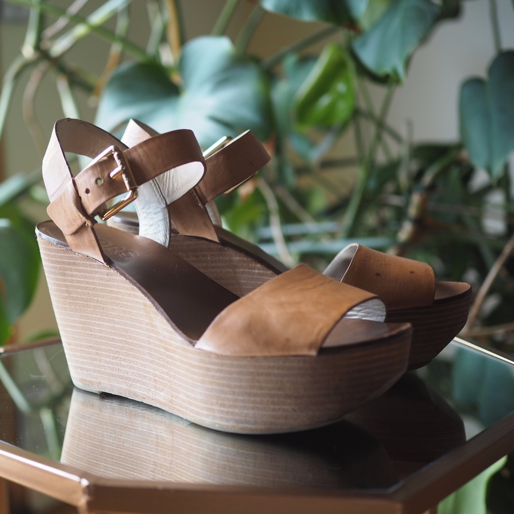 KORS Michael Kors Xaria Flatform Caramel Wedges