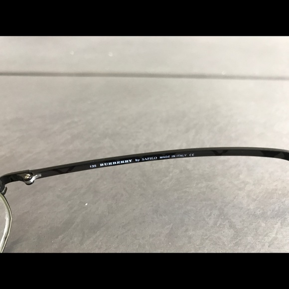 Burberry Prescription reading glasses - Picture 3 of 3