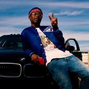 Meet your Posher, Derrick