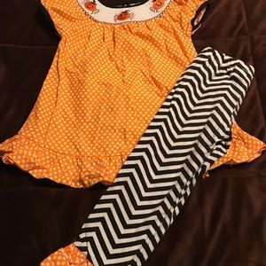Little Girls 2 piece leggings and top