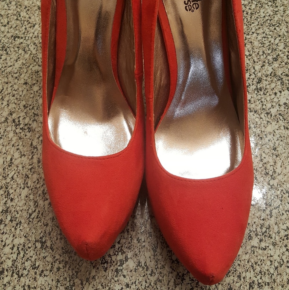 Charlotte Russe Pumps