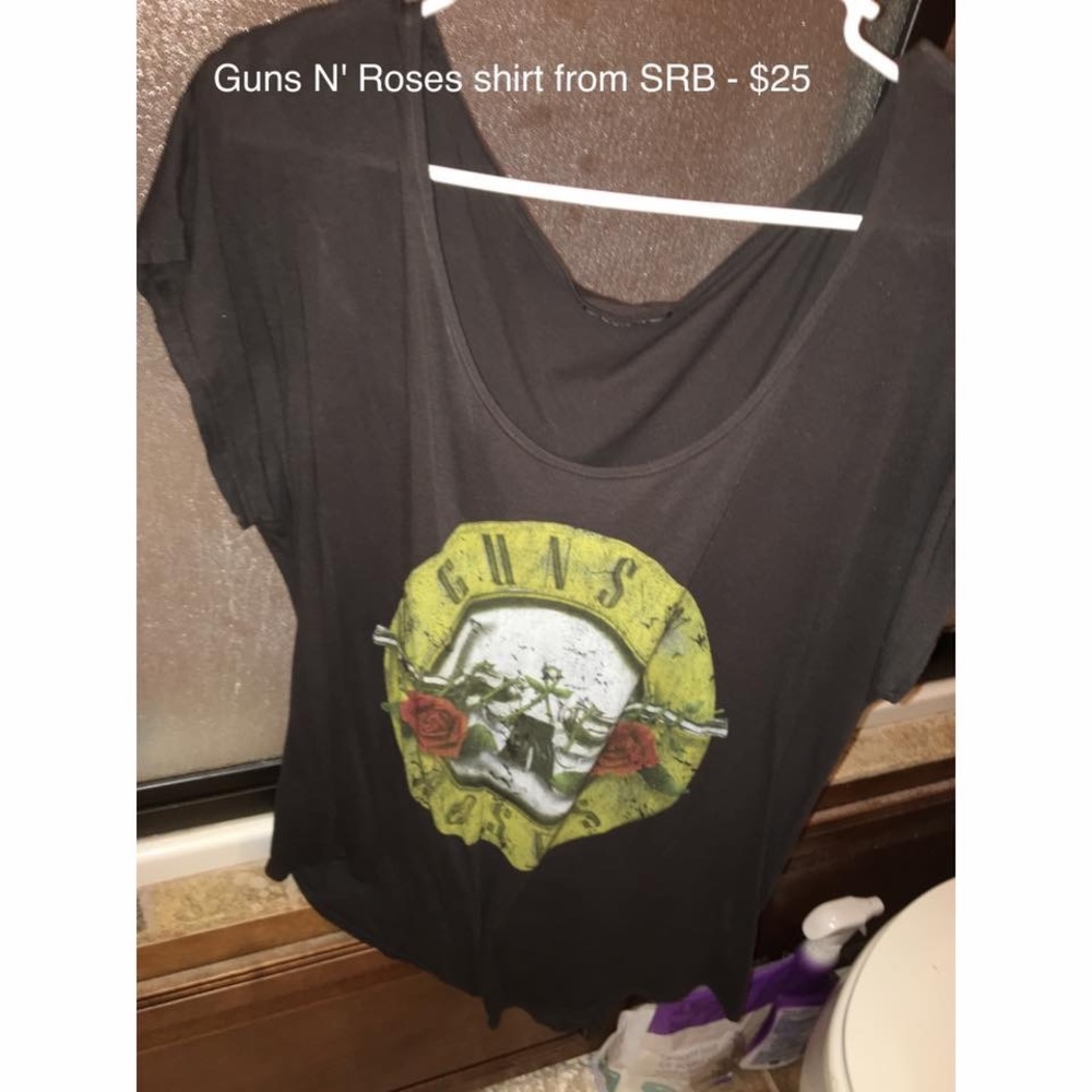 Guns N' Roses tshirt