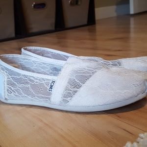 Lace white TOMS