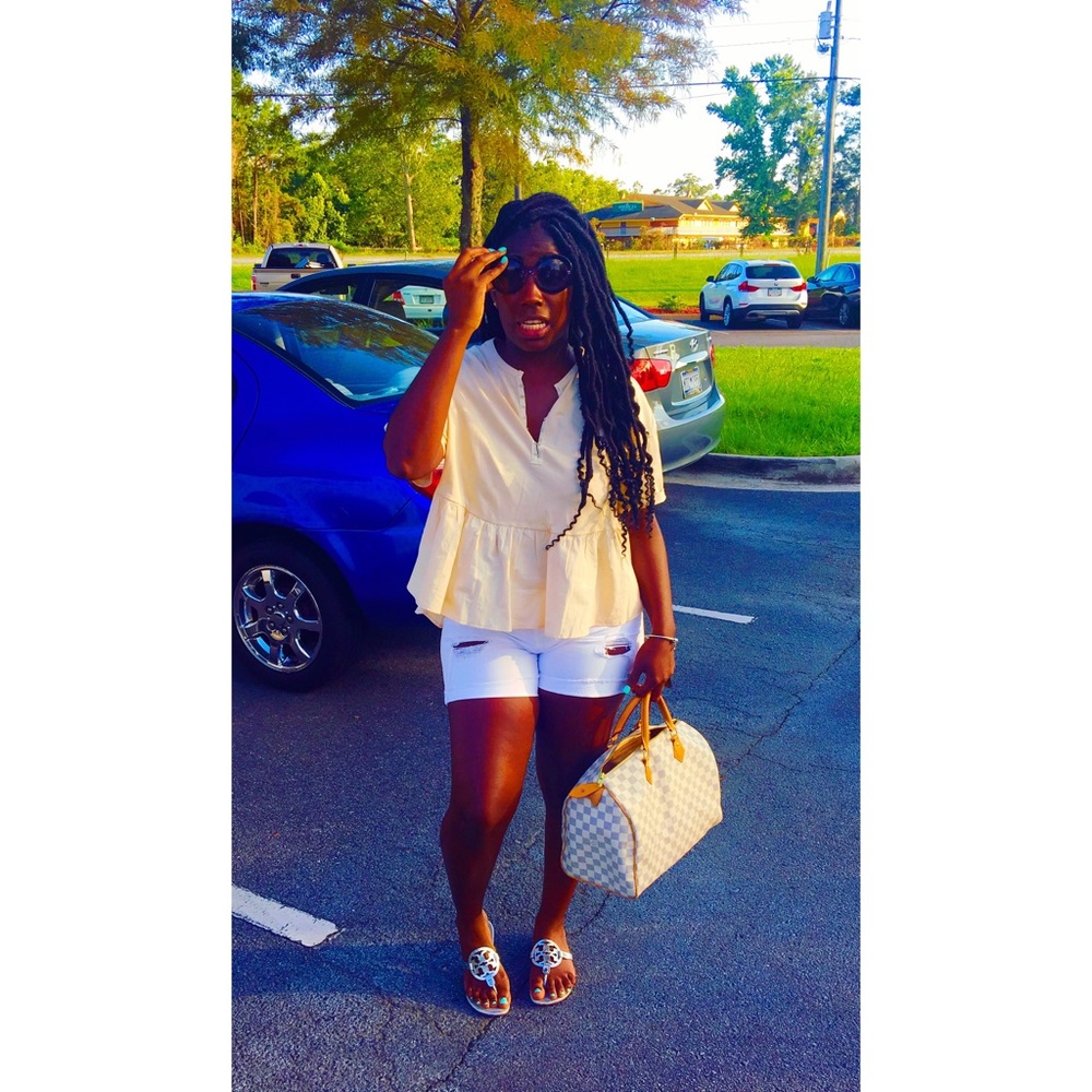 Meet your Posher, Glitter