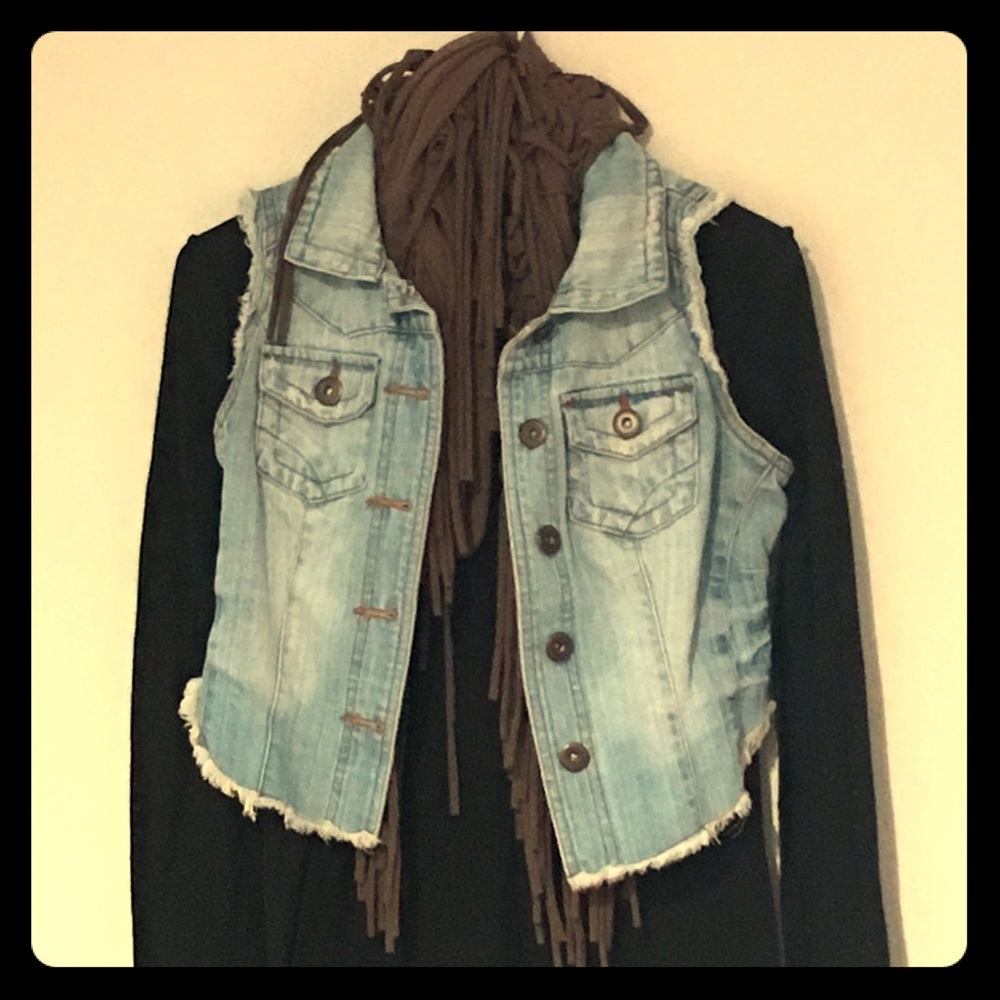Denim cut off vest