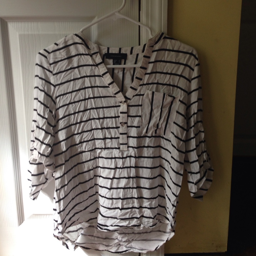 B&W Elbow Length Shirt