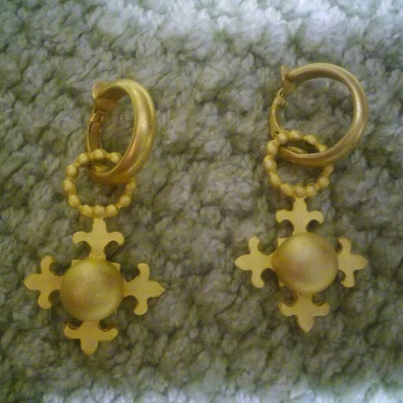 Jewelry - LAST WEEK
