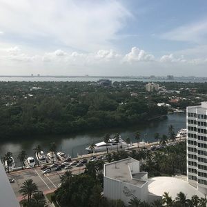 Meet your Posher, Alicia