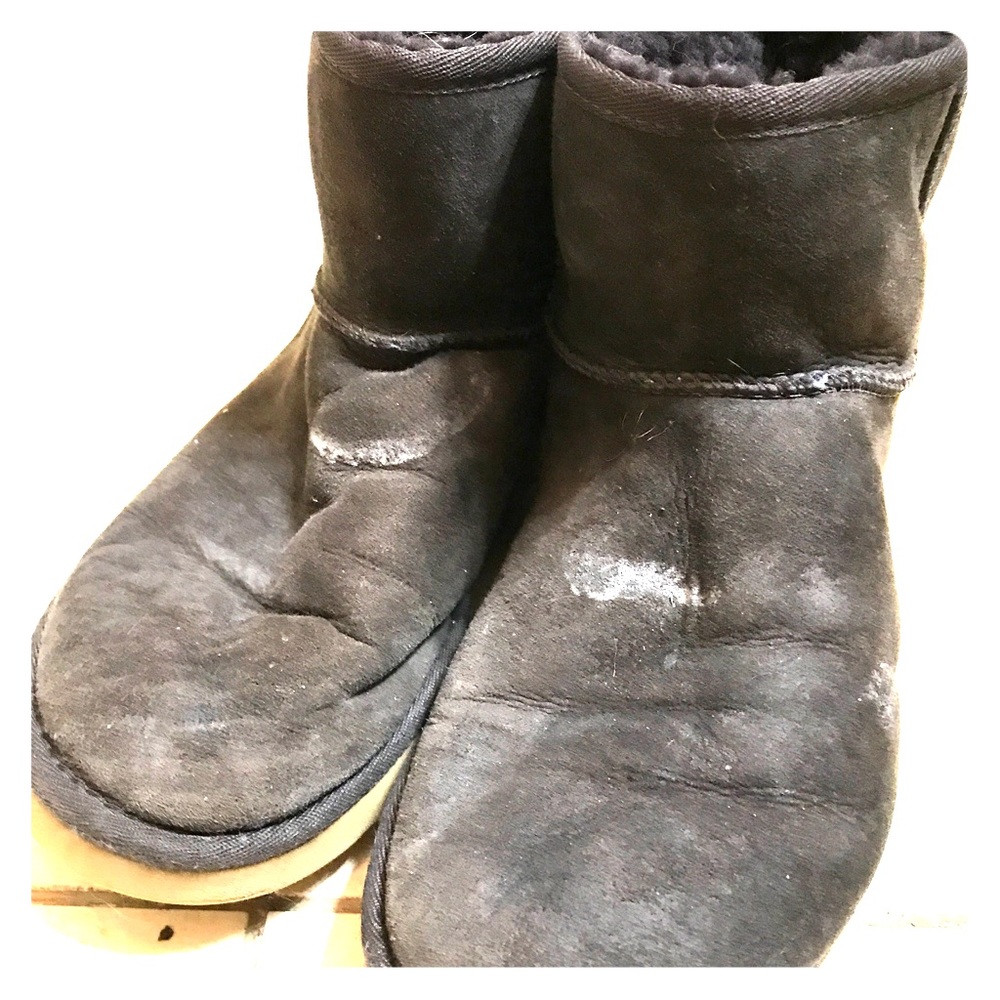 Brown short uggs size 10