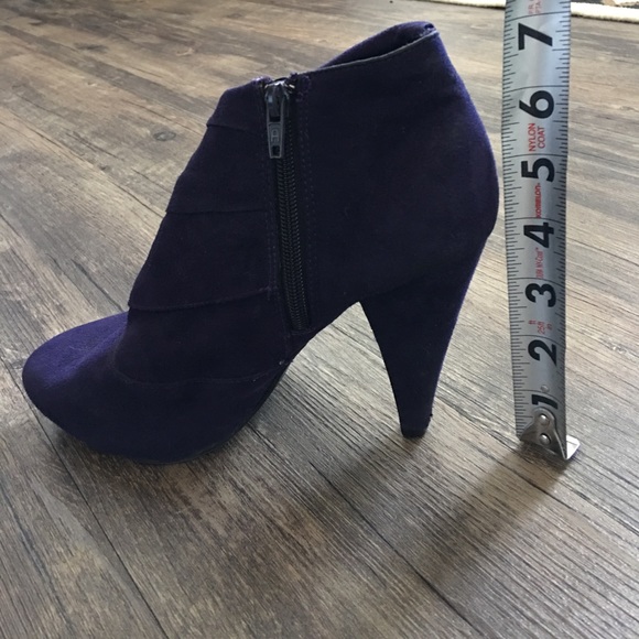 Purple Suede Booties | Sz 8 - Picture 4 of 4