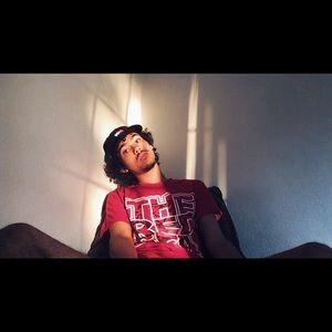 Meet your Posher, Dominic