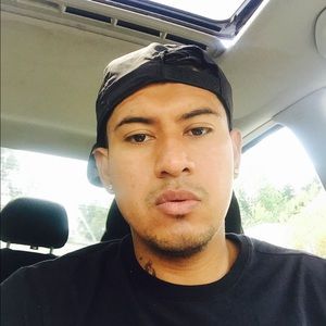 Meet your Posher, Jonathan