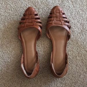 Dolce Vida brown flats