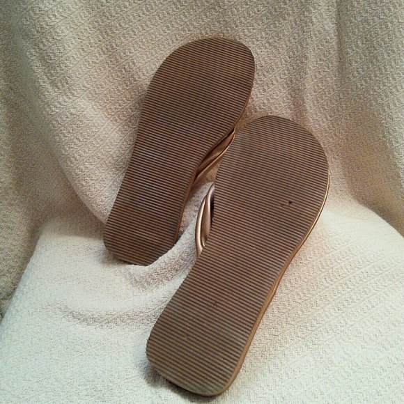 Sandals - Picture 3 of 3