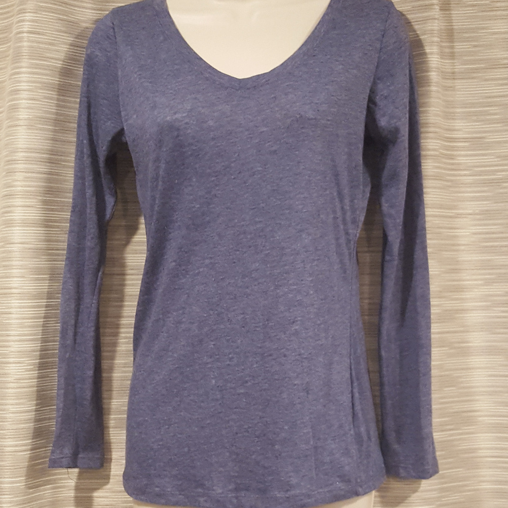 Womens long sleeve shirt