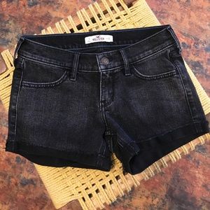 Hollister Black Wash Denim Jean Shorts • Size 1 •