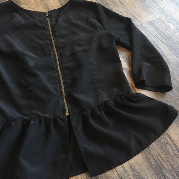 Flared Black Blouse | Sz M - Picture 4 of 4