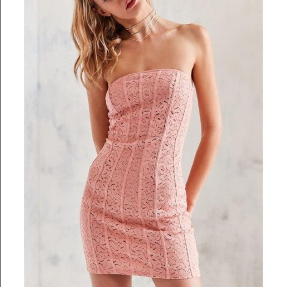NWT Lyla Kimchi Blue Lyla Strapless Dress