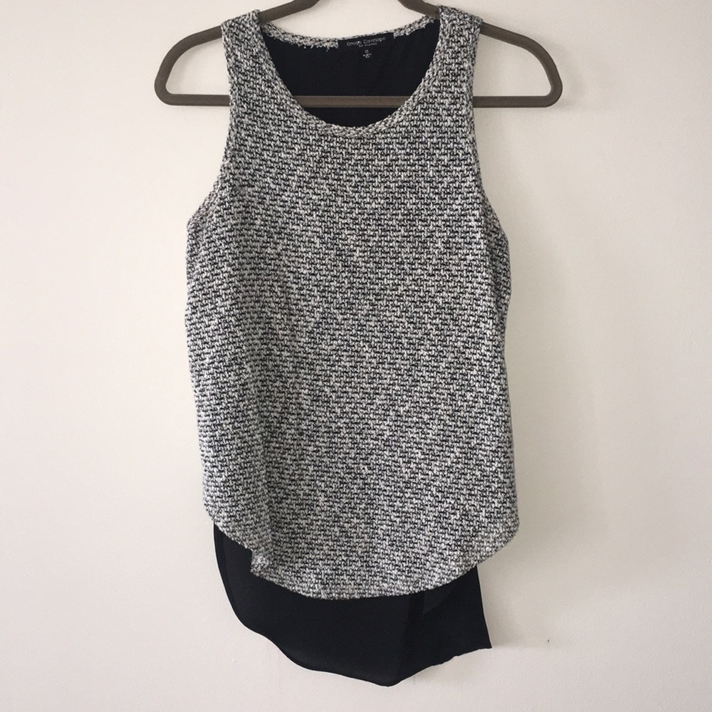 Black and white sleeves top