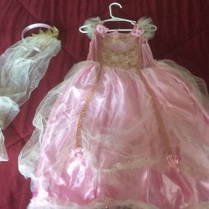 Costume little girls