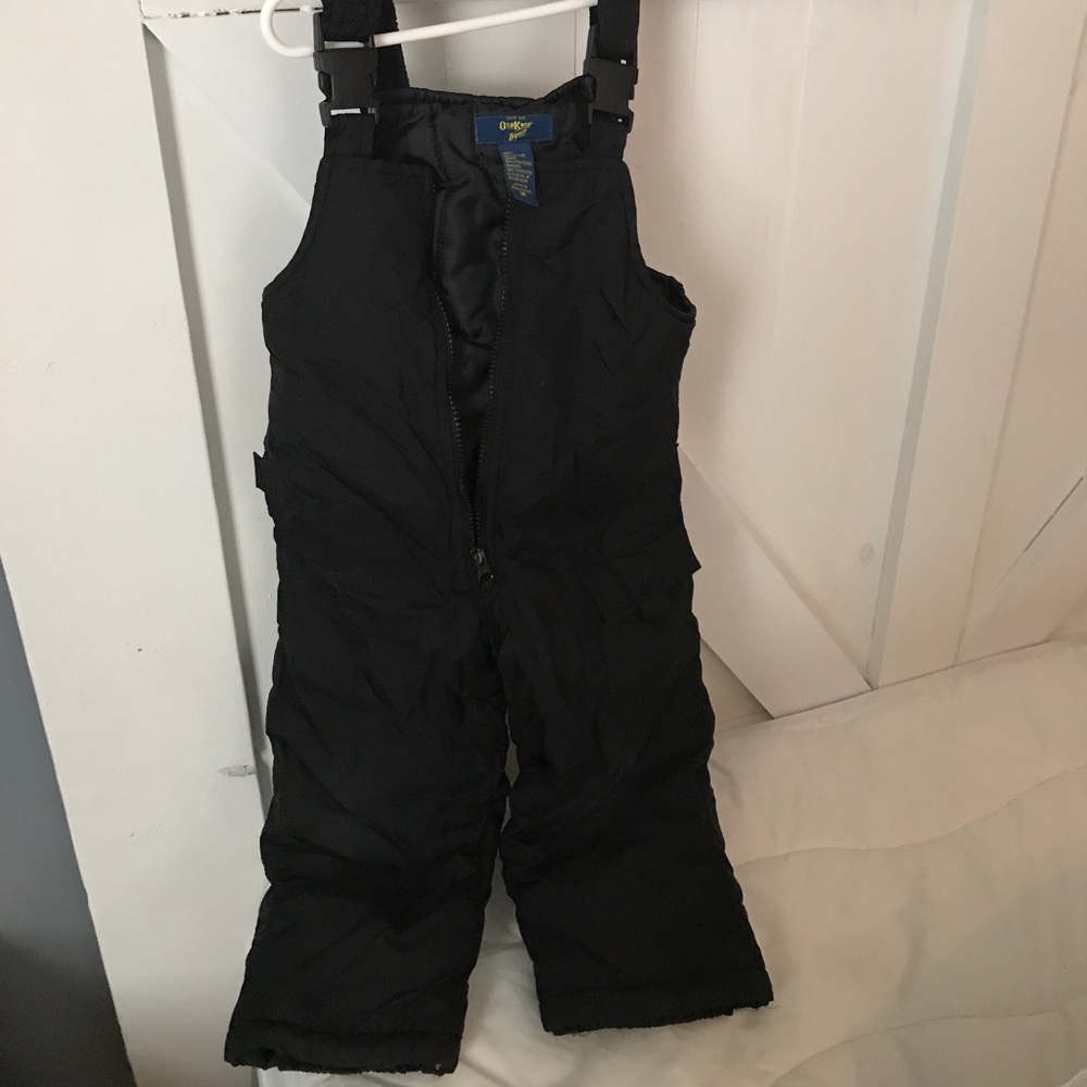 Black snowpants