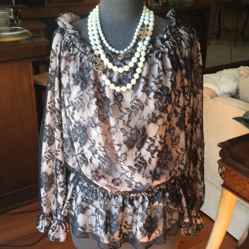 Victor Costa XL Black Lace over Nude Blouse, Flowy