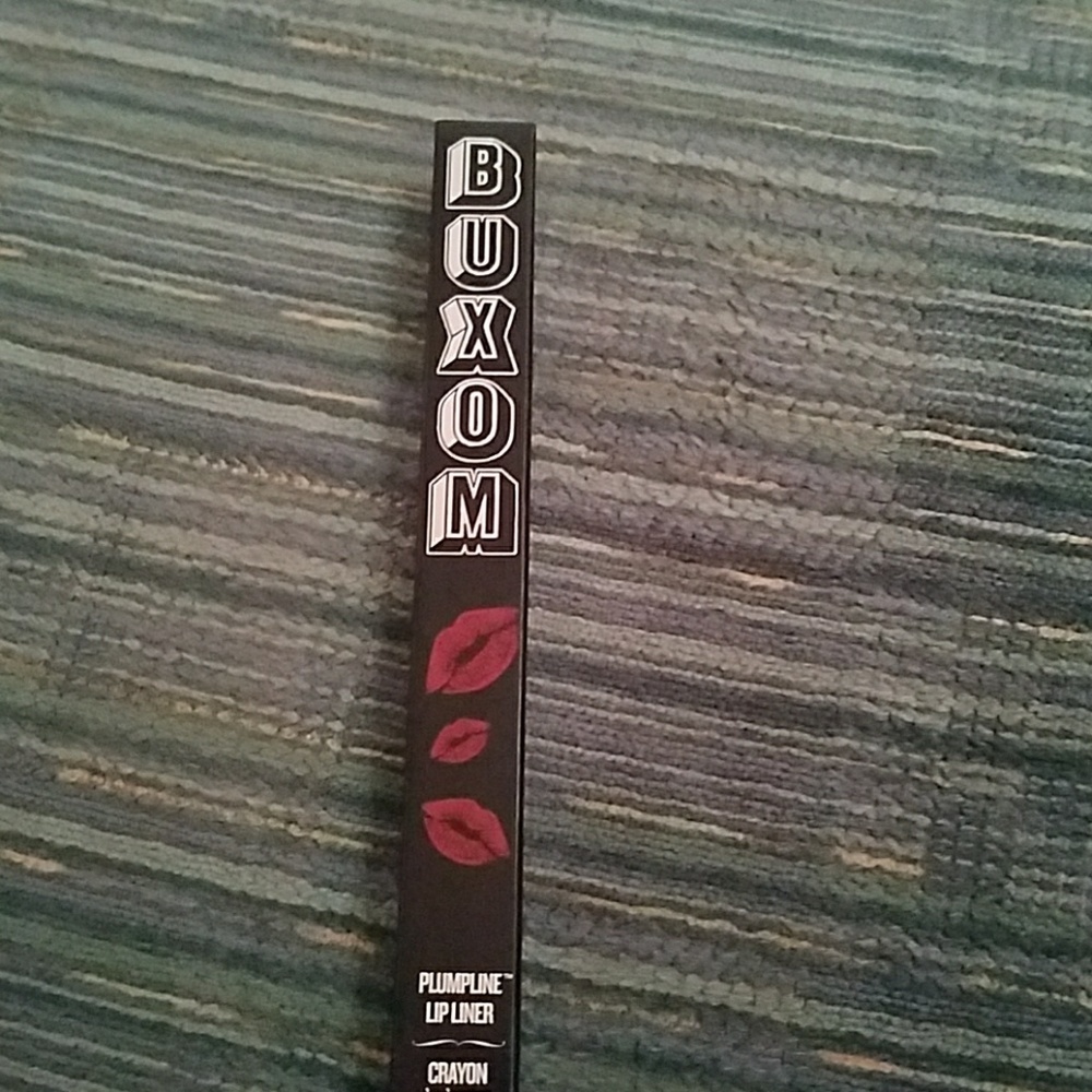 Buxom Plumpline Lip Liner