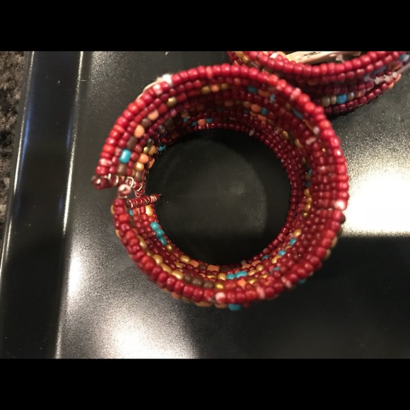 Jewelry - Picture 3 of 3