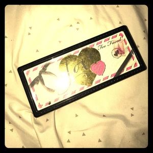 Too Faced 'LOVE' eyeshadow set