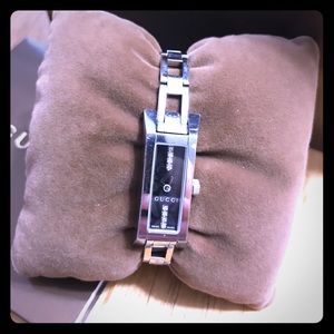 Gucci women watch