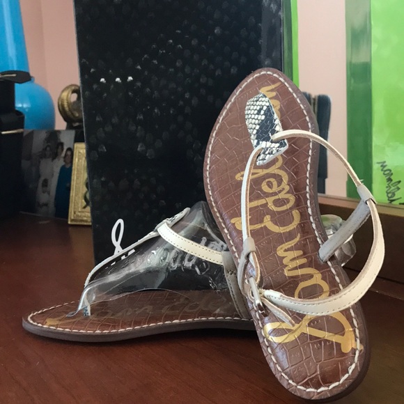 NEW Sam Edelman Sandals - Picture 3 of 5