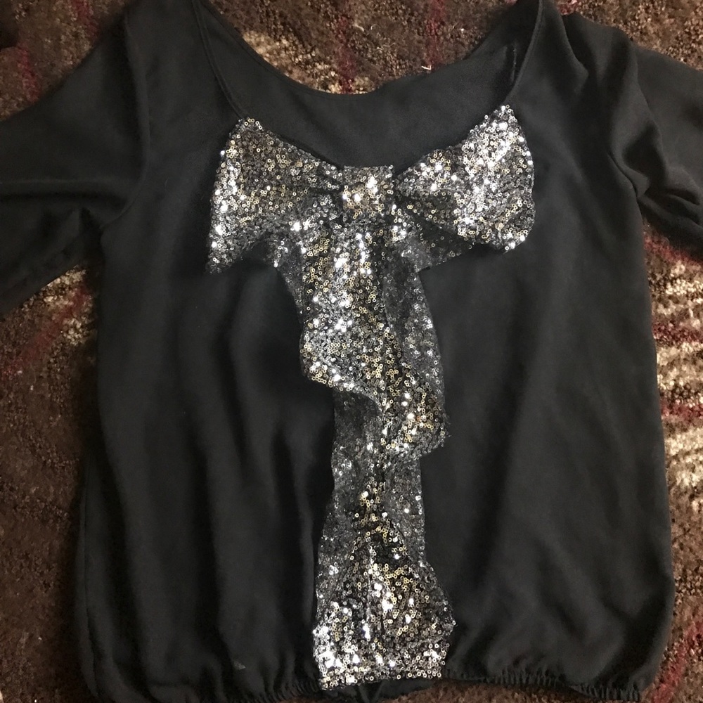 Bow top sparkly