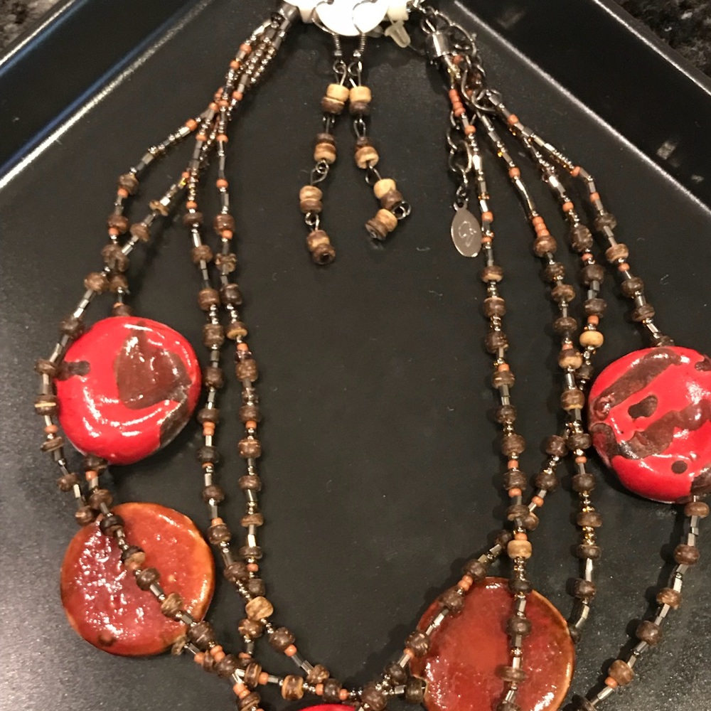 Jewelry - Picture 3 of 4