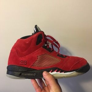 Jordan 5 Raging Bull Size 13